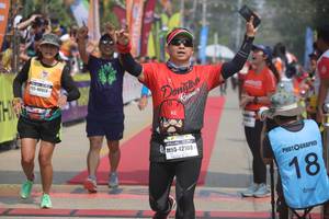 BIB: 40924, 54175, 42109
                            <button type="button" onclick="openModal(8250839)" class="btn btn-primary btn-sm float-right btn-popup" data-toggle="modal" data-target=".modal-high-quality">
                        <i class="fas fa-shopping-cart"></i> Add to Cart
                    </button>
                                            <button type="button" onclick="isThisMe(8250839, true)" class="btn btn-success btn-sm float-right btn-popup btn-isme hidden" data-toggle="tooltip" data-placement="bottom" title="นี่คือรูปของคุณใช่ไหม คลิกที่นี่เพื่อเอาเข้าอัลบั้ม">
                        <i class="fas fa-plus"></i> Add to album
                    </button>
                    <button type="button" onclick="isThisMe(8250839, false)" class="btn btn-warning btn-sm float-right btn-popup btn-isnotme hidden">
                        <i class="fas fa-ban"></i> Remove from album
                    </button>